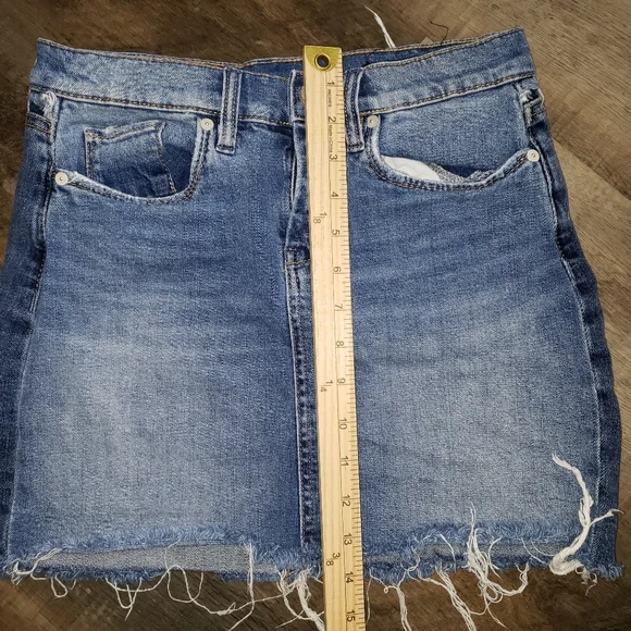 BLANKNYC Denim Women's  Miniskirt,  Size 25 - Picture 7 of 7